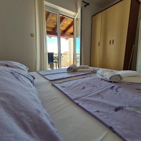 Barbat na Rabu Apartman Karmen מראה חיצוני תמונה