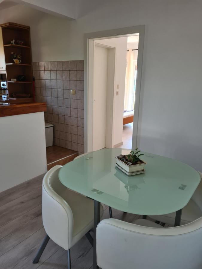 Barbat na Rabu Apartman Karmen מראה חיצוני תמונה